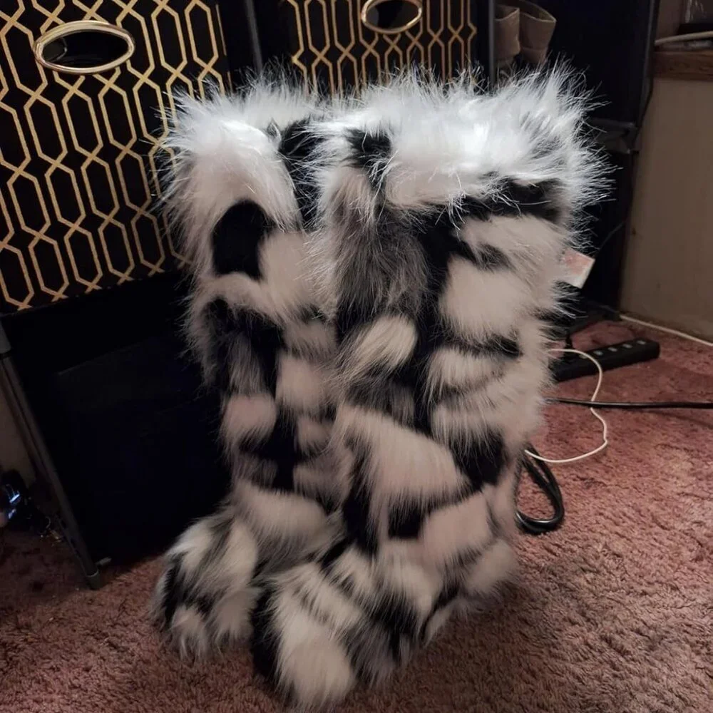 🆕Women Black and White Decors Faux Fur Round Toe Knee High Warm Outdoor Boot